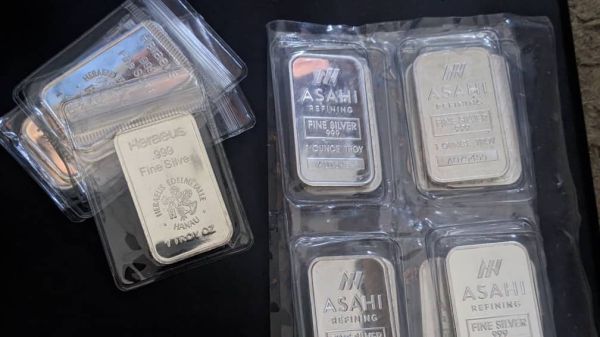 HERAEUS / ASAHI 1 OZ BAR 999 FINE SILVER